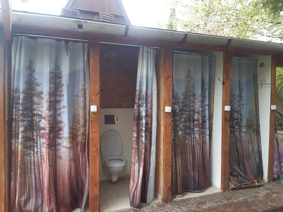 Jurta Az Erdo Mellett Dezsaval-Keresz-Tanya Hotel Pilisszentkereszt Luaran gambar